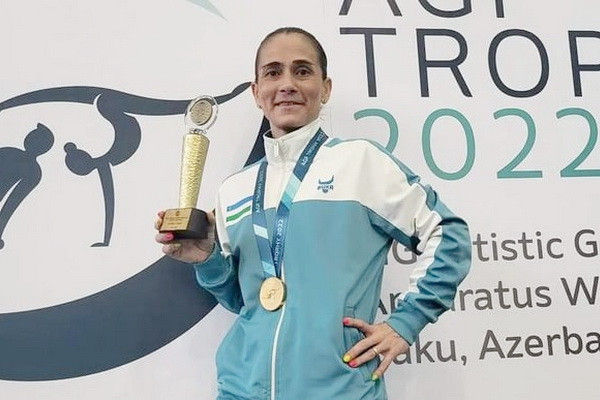 Oksana Chusovitina wшnы the gold medal of the FIG World Cup