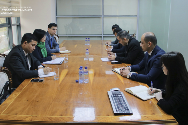 Обсуждены вопросы сотрудничества с представителями АБР