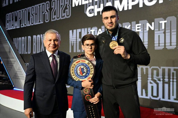 Shavkat Mirziyoyev attends the final of the World Boxing Championship