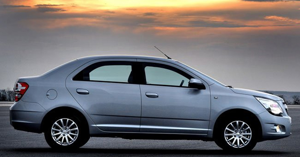 Предприятия Узбекистана выпустили 317 663 легковых автомобиля