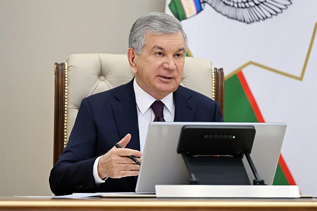 Президент ознакомился с планами трансформации международного аэропорта Навои и авиационной отрасли