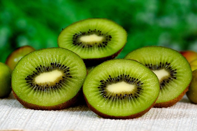Nearly 20 Tons of Kiwi from Uzbekistan Arrive in Astrakhan