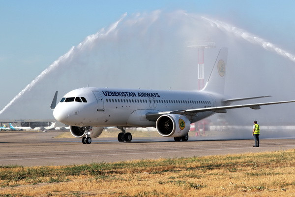 Парк Uzbekistan Airways пополнился еще одним самолётом Airbus A320neo