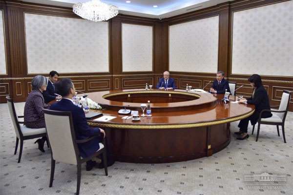Шавкат Мирзиёев принял министра иностранных дел Республики Корея