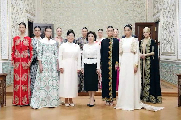 Прошла встреча первых леди Узбекистана и Монголии