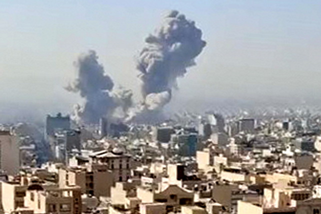 Израиль и США нанесли удары по Иран, резко обострив ситуацию на Ближнем Востоке