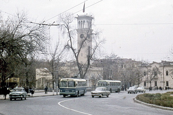 «Ташкент. Архитектура исторического оптимизма»: эстетика зданий 1960–1980-х годов