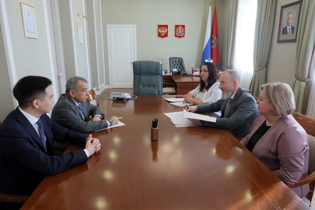 Красноярский край и Узбекистан обсудили развитие межрегионального сотрудничества