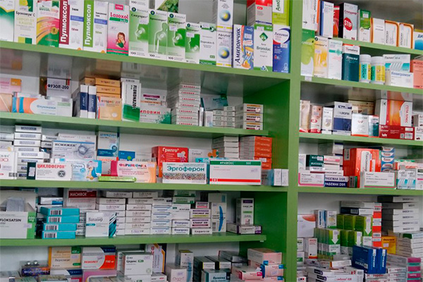 В Узбекистане выявили 414 тыс. случаев завышения цен на лекарства