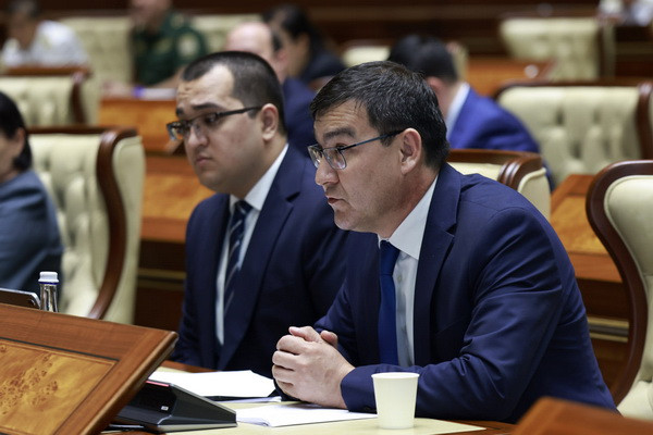 Депутаты одобрили проект закона «О железнодорожном транспорте»