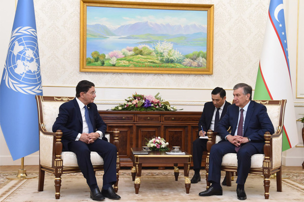 Президент Узбекистана встретился с Генсеком UNWTO